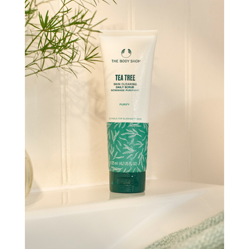 The Body Shop Tea Tree Squeaky Clean Scrub 100ml