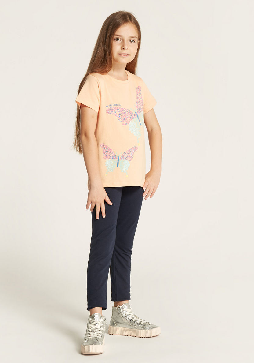 Juniors Butterfly Print T-shirt with Short Sleeves and Crew Neck