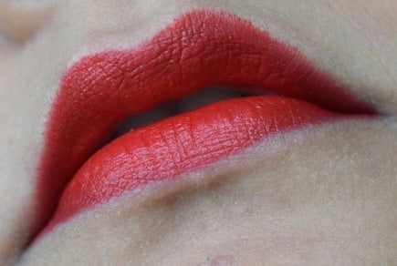 Loreal Paris Color Riche Liya Pure red