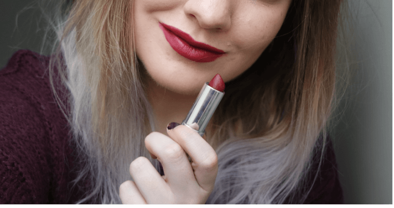Maybelline Color Sensational Matte Lipstick 975 Divine Wine