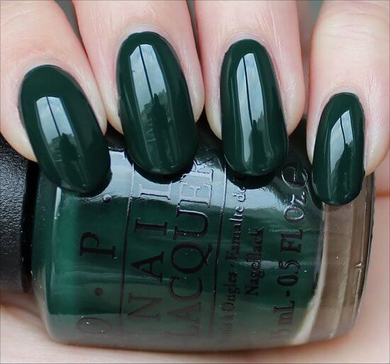 OPI Nail Lacquer Nail Polish 15ml Christmas Gone Plaid