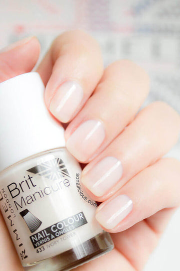 Rimmel London Brit Manicure Nail Varnish 433 Ivory Tower