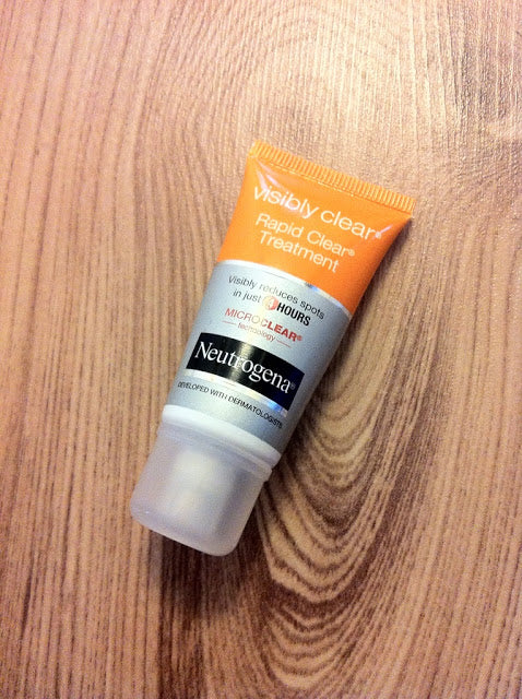 Neutrogena Visibly Clear Rapid Clear Treatment 15Ml