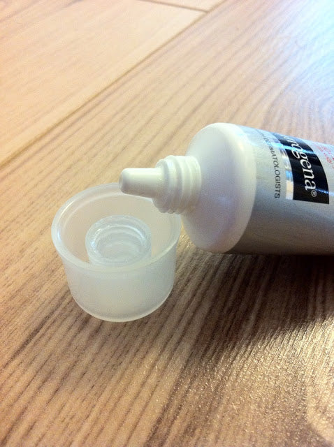 Neutrogena Visibly Clear Rapid Clear Treatment 15Ml