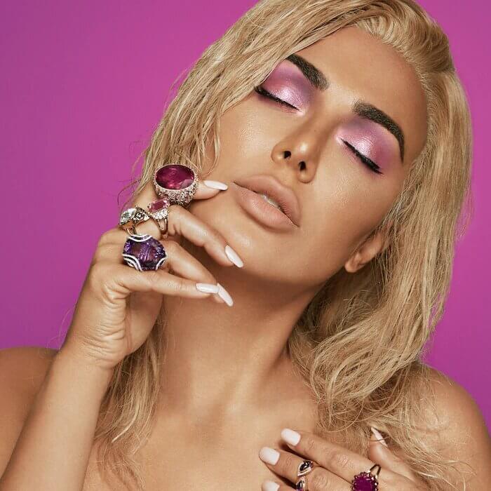 Huda beauty Obsessions Palette  Amethyst