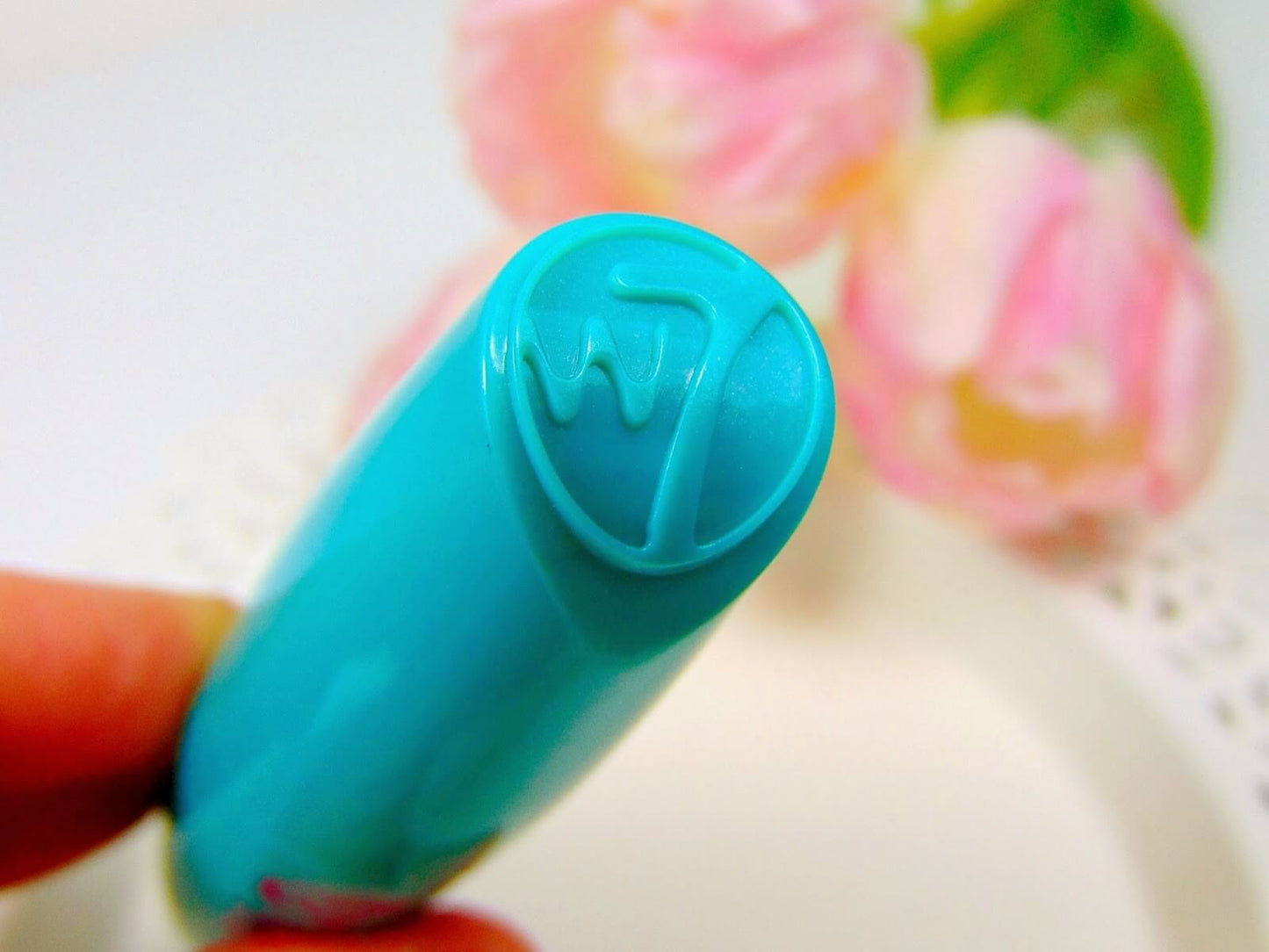 W7 Souffle Mascara Blackest Black