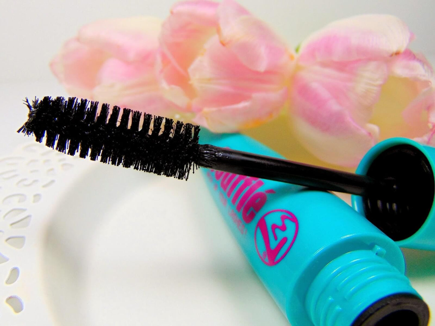 W7 Souffle Mascara Blackest Black