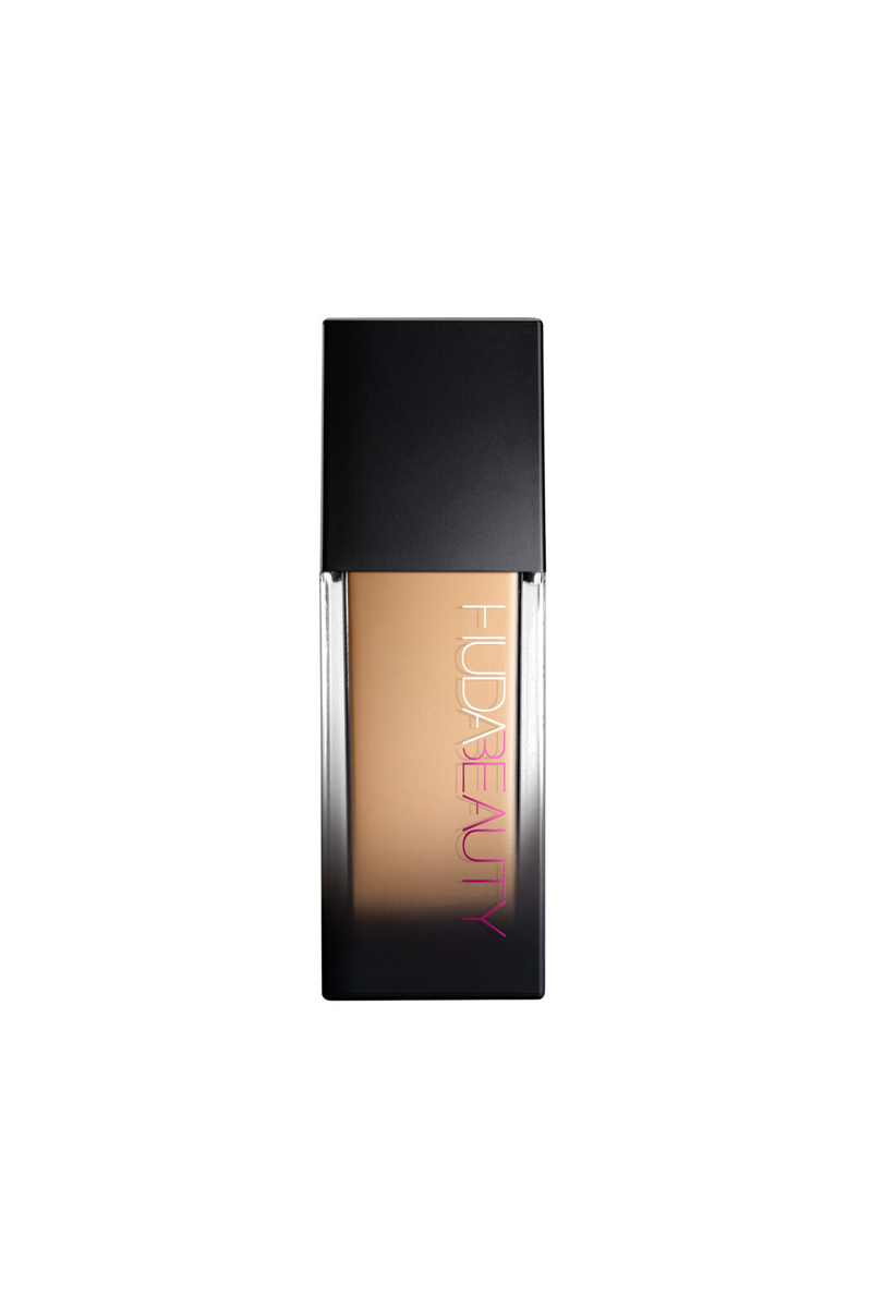 Original Huda Beauty Luminous Matte Foundation Cheesecake 250G Available At Beauty Pouch. Cod Across Pakistan.
