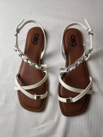 Guess (GBG Los Angeles) Sandals Size 10M White