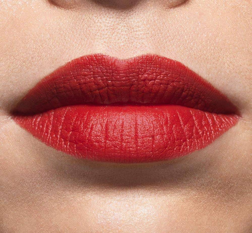 Loreal Paris Color Riche Matte Addiction Lipstick 346 Scarlet Silhouette