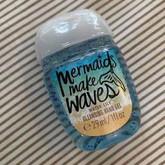 Bath & Body Works Mermaids Make Maves Water Lilly Cleansing Hand Gel 29 Ml