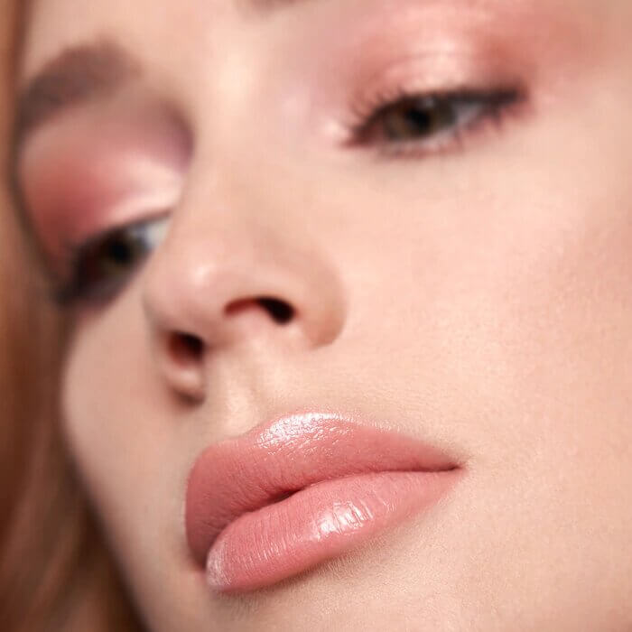 Huda Beauty Power Bullet Cream Glow Hydrating Lipstick - Angel